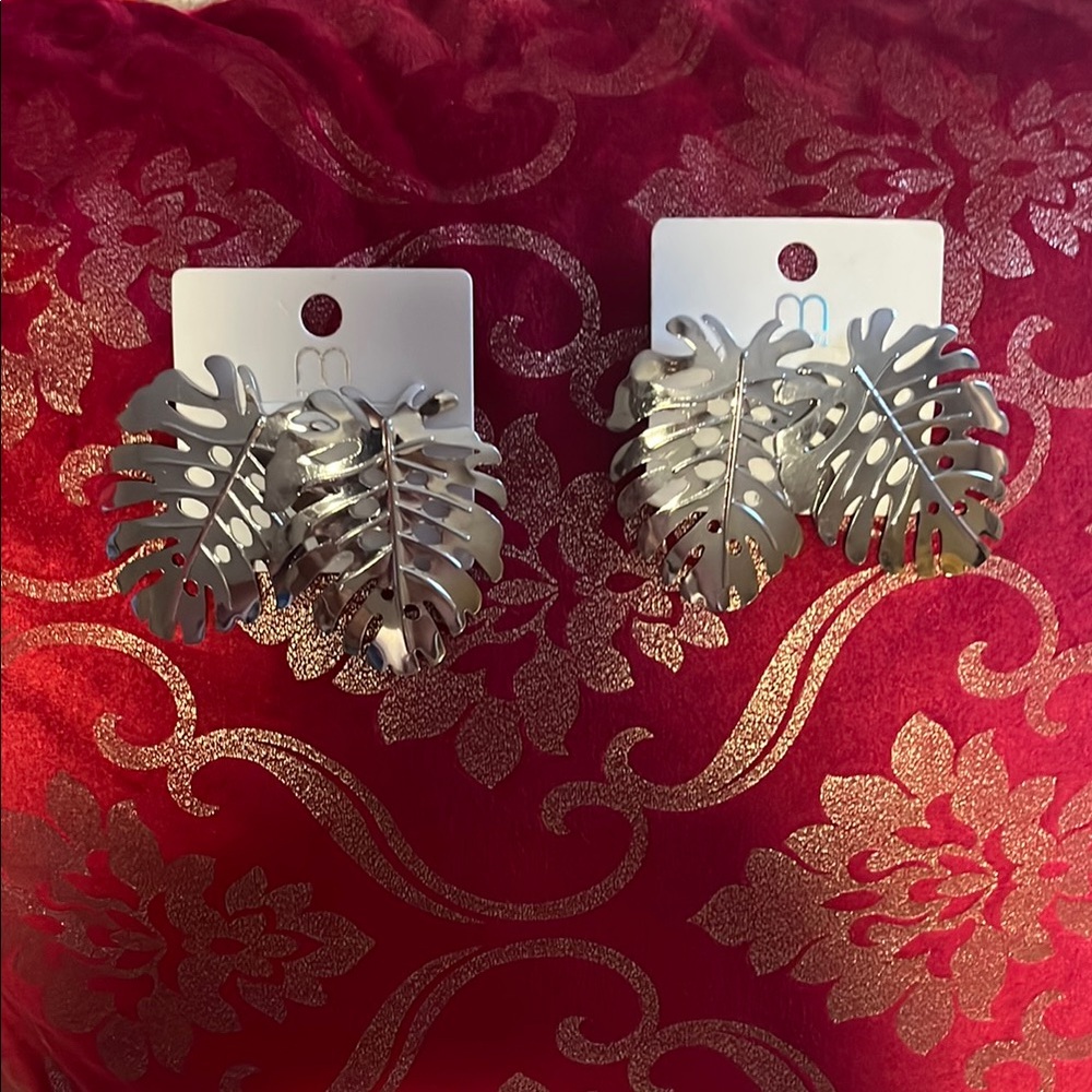Silver Leaf Earrings